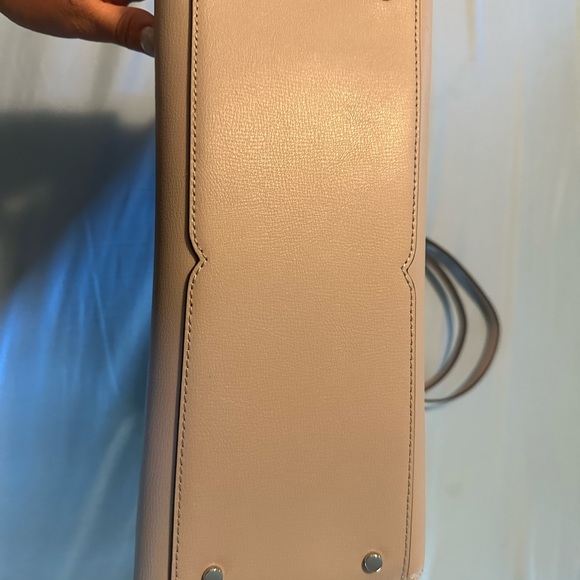 NWOT Kate spade Tote W/ dust bag - Picture 4 of 7